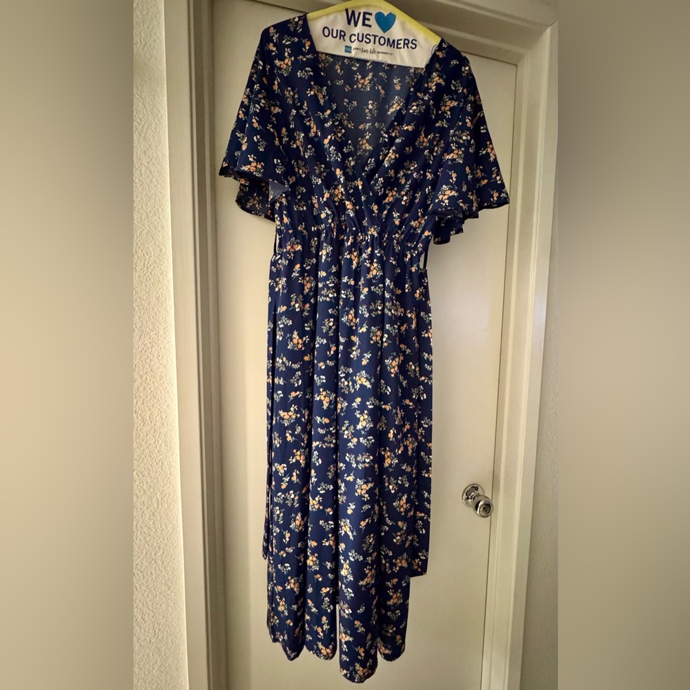SHEIN Navy Floral Dress
